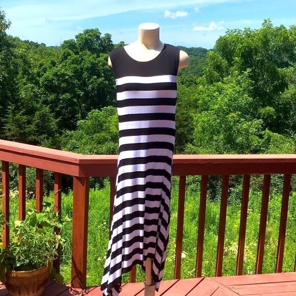 Vince Camuto black sleeveless white stripe two tone T-shirt maxi summer dress S - Picture 10 of 12